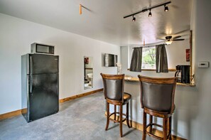 Apartment (0 Bedroom) | Interior