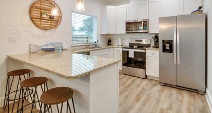 Cozy Rockport Vacation Rental Near Fishing!