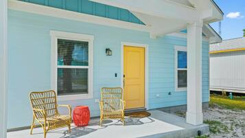 House (2 Bedrooms) | Front of property