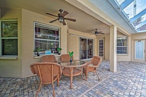 Outdoor dining - 'country Paradise' Retreat ~ 5 Mi to River! (Brooksville)