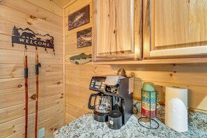 Interior - Fireside Gatherings: Smoky Mtn Cabin Hideaway! (Murphy)