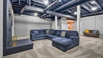 Rumah (4 Bedrooms) | Interior