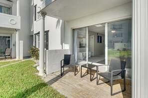 Apartment (2 Bedrooms) | Interior - Coastal Condo Escape w/ Patio: Steps to Beach (Ormond Beach)