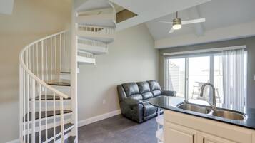 Apartment (2 Bedrooms) | Bahagian dalam