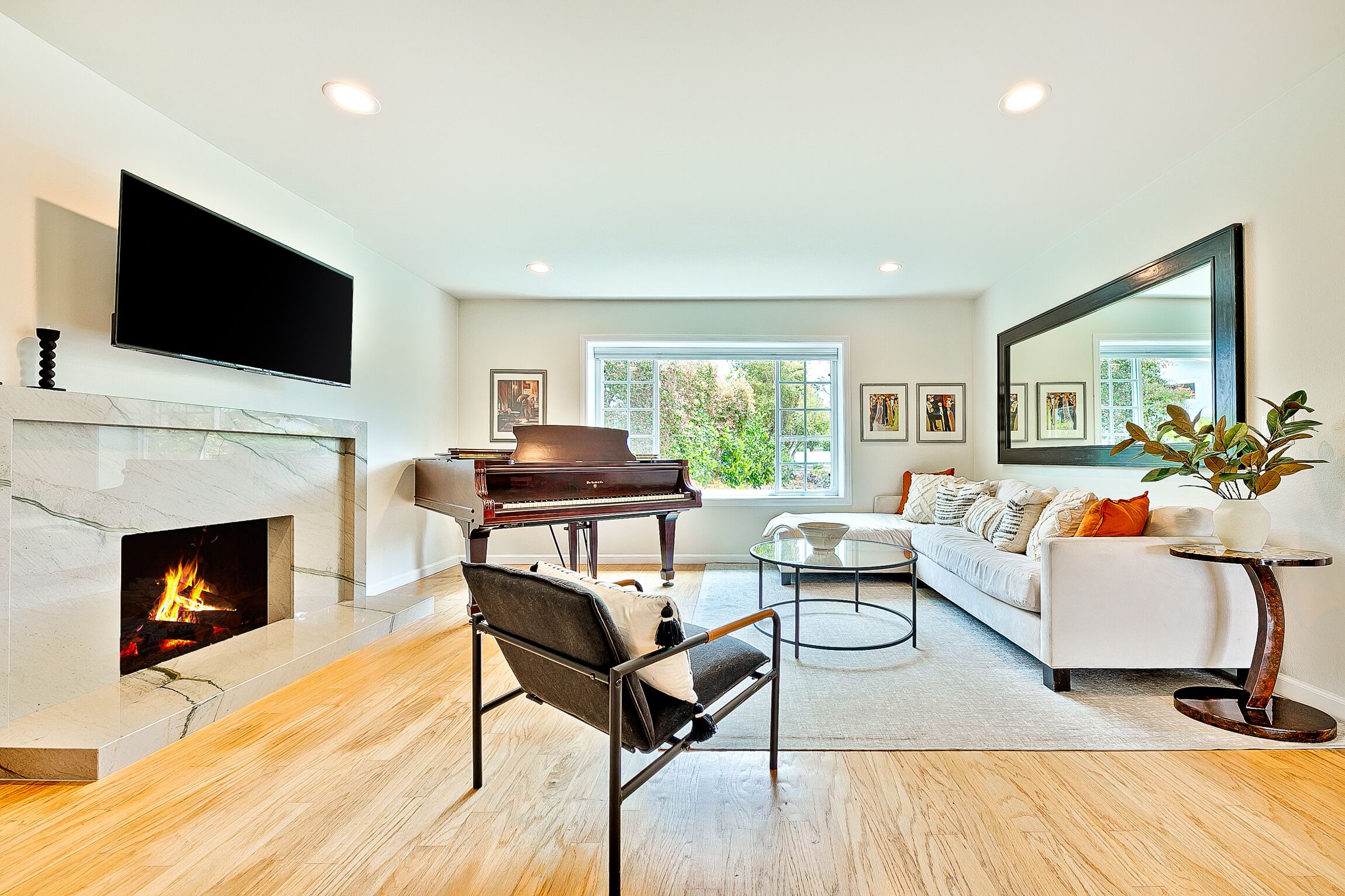 20% OFF November Dates! Encinitas Pet-Friendly Coastal Estate w/ Stunning Kitchen, Playhouse, and Firepit!