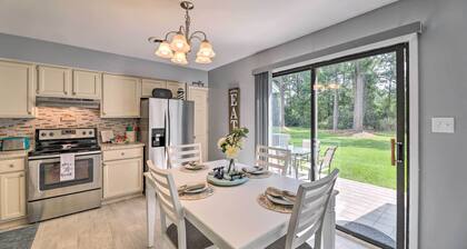 Swansboro Coastal Home < 3 Mi to State Park!