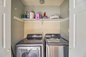 Apartamento (2 Bedrooms) | Parte interna