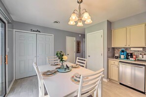 Apartamento (2 Bedrooms) | Parte interna