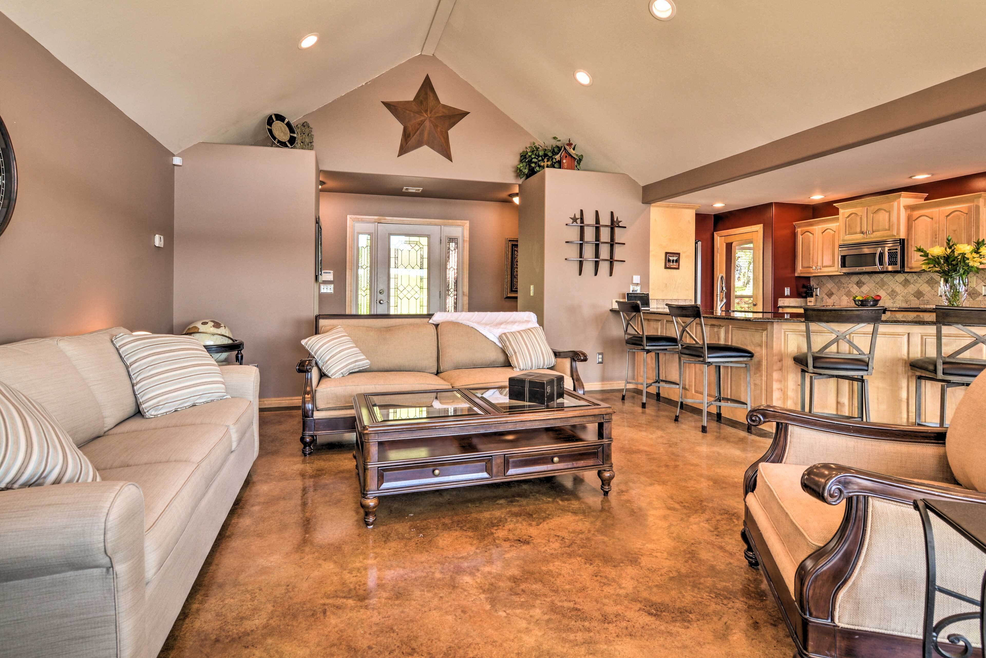 Spectacular Duck Creek Waterfront Retreat w/ Dock!