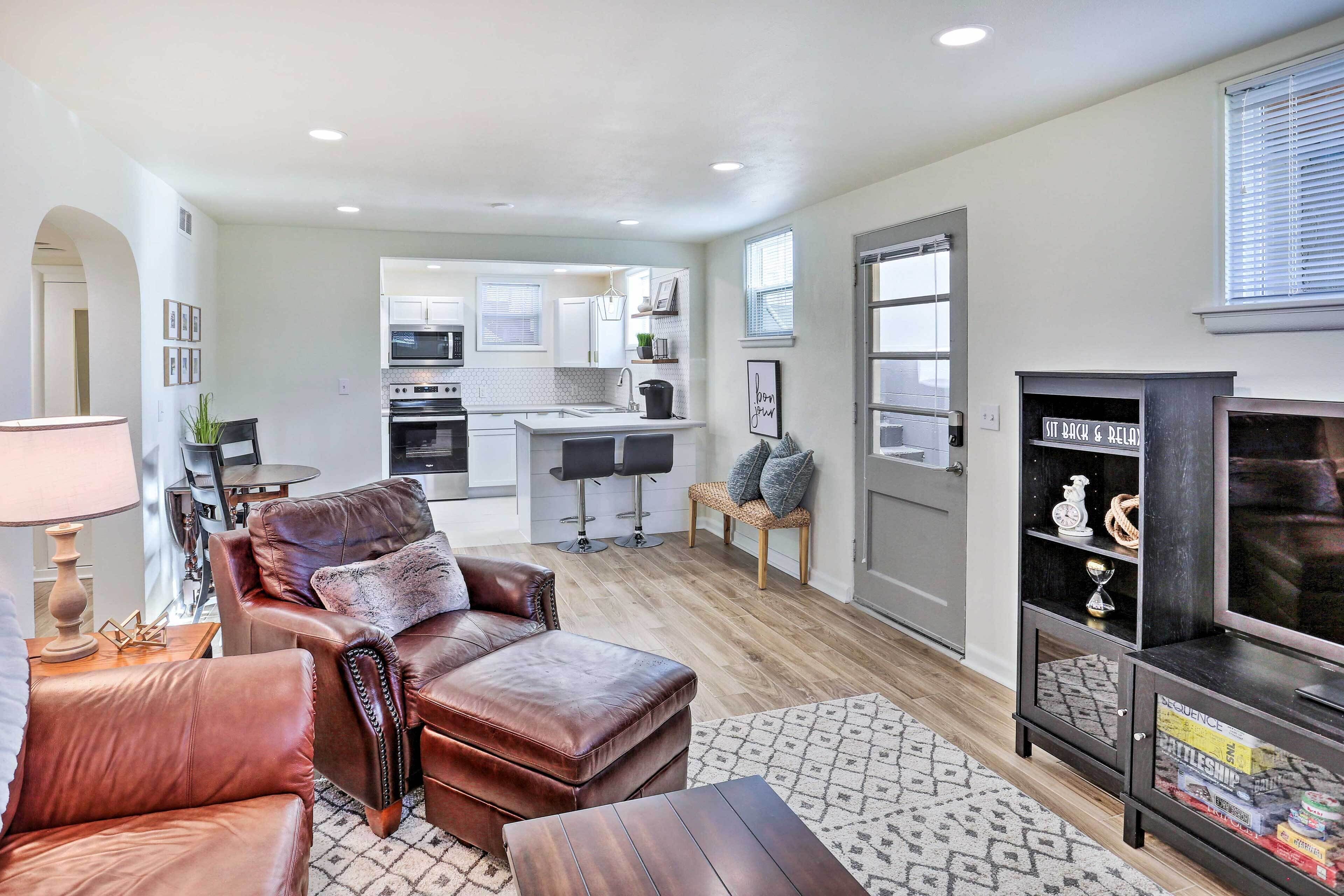 House (2 Bedrooms) | Interior