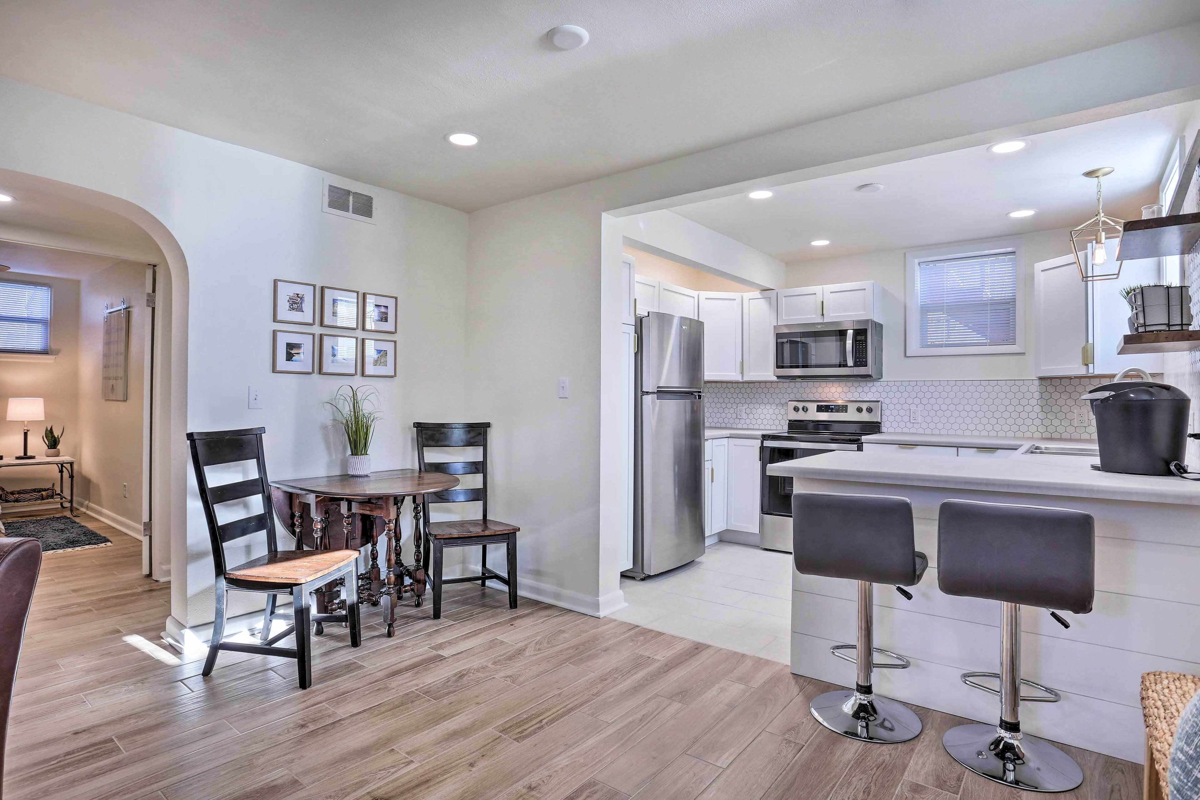 House (2 Bedrooms) | Interior