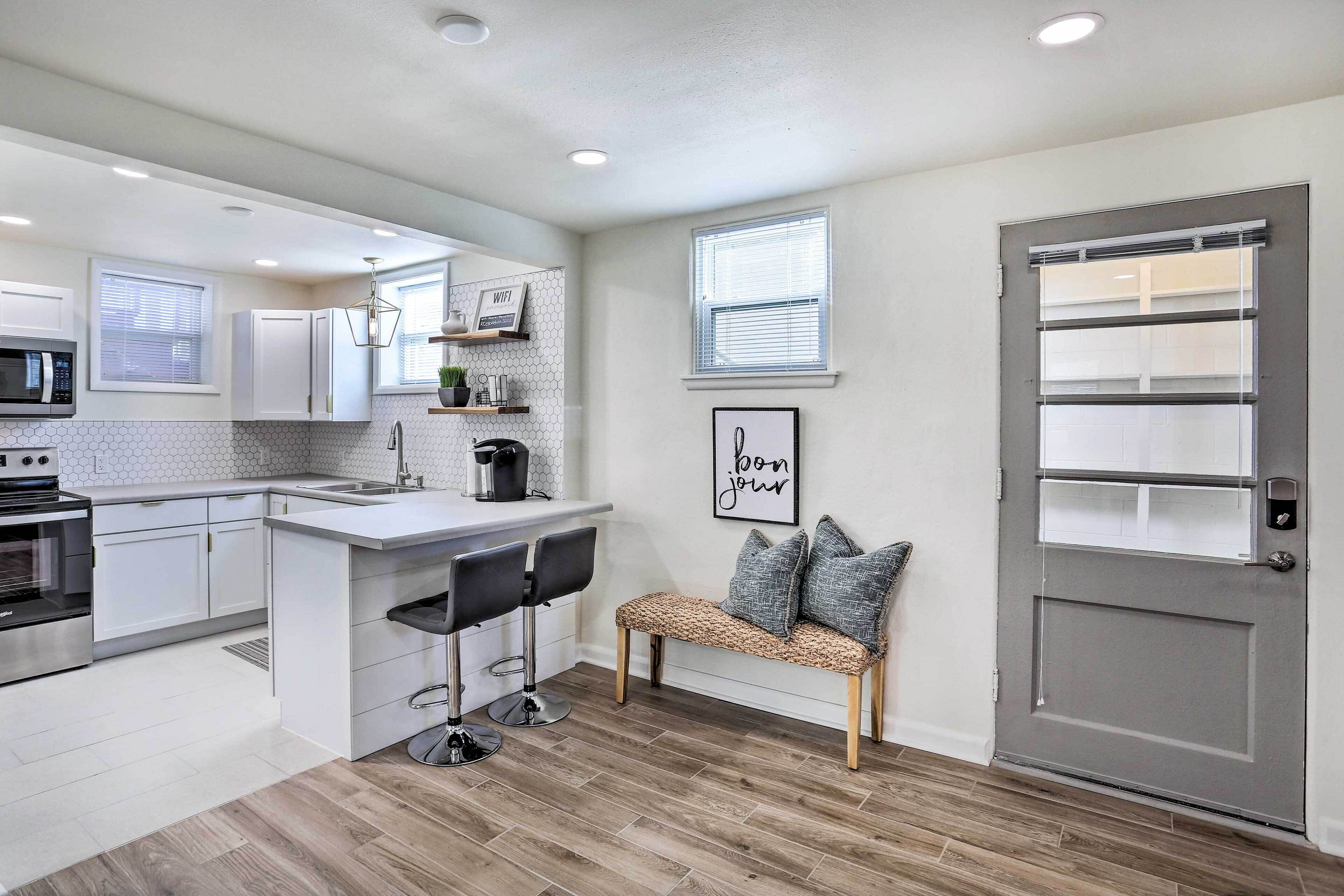 House (2 Bedrooms) | Interior