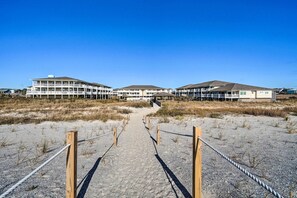 Apartment (3 Bedrooms) | Interior - Oak Island Beachfront Condo w/ Community Pool (Oak Island)