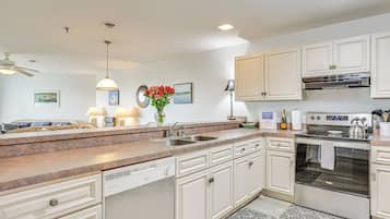 Apartment (3 Bedrooms) | Interior