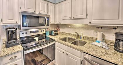 Hilton Head Condo: Beach Supplies, Walk to Shore!