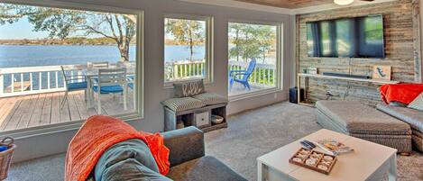 House (3 Bedrooms) | Front of property