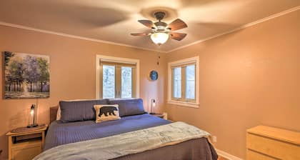 Forest-view Creekside Cabins w/ 4 Acres!