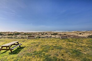 Cottage (2 Bedrooms) | Interior - Sanderling Sea Cottages, Unit 10 (Waldport)