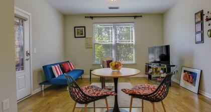 Sunny Apex Vacation Rental w/ Pool Access!