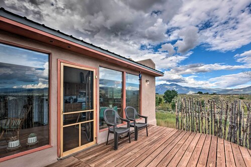 El Prado Duplex w/ Deck + Grill - 4 Mi to Town!