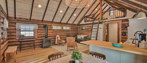 House (1 Bedroom) | Interior