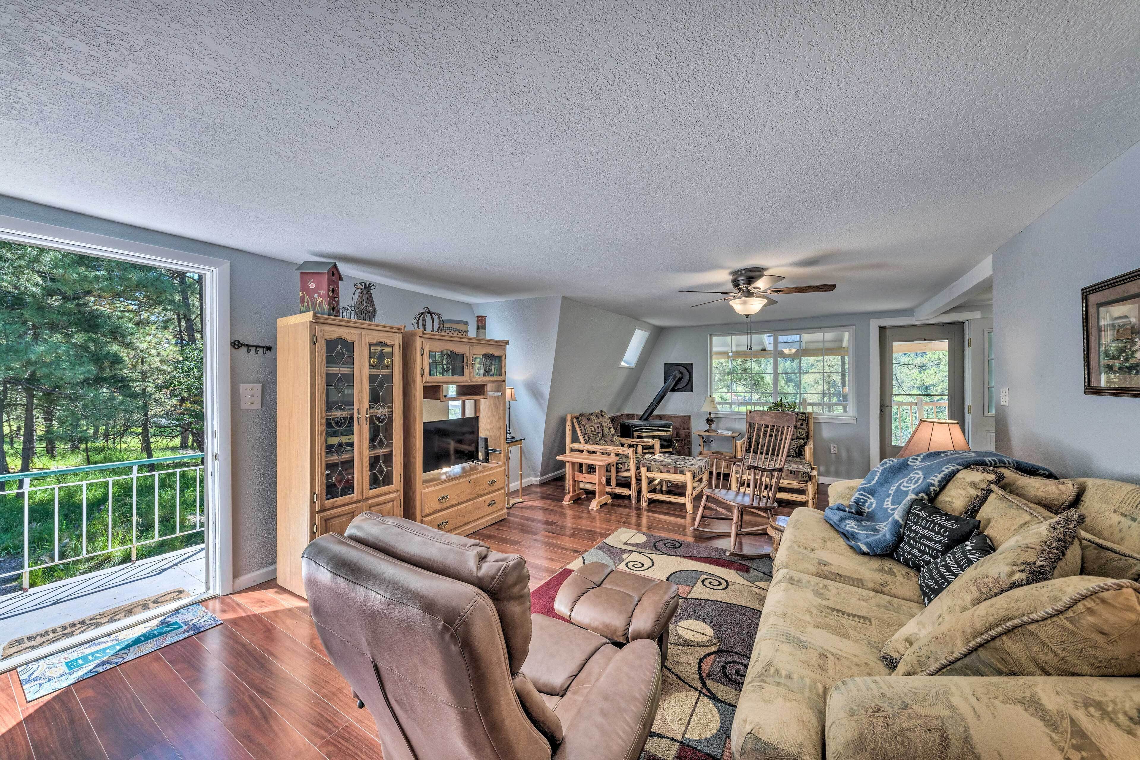 House (3 Bedrooms) | Interior