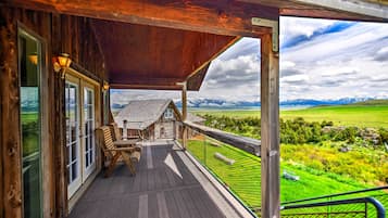 ุงูู
ูุดุฃุฉ ู
ู ุงูุฏุงุฎู