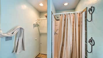 ุงูู
ูุดุฃุฉ ู
ู ุงูุฏุงุฎู