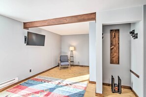 Apartment (0 Bedroom) | Interior