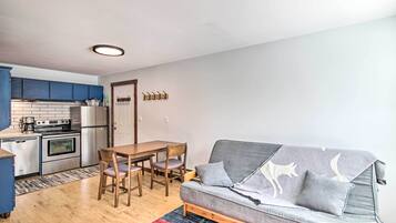 Apartment (0 Bedroom) | Front of property