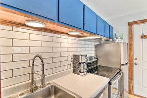 Apartment (0 Bedroom) | Interior