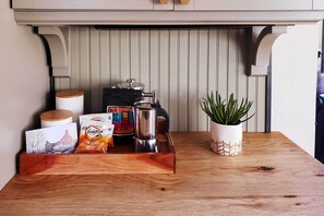 Cottage (1 Bedroom) | Interior - Ski, Shop & Explore: Walkable Midtown Reno Oasis! (Reno)