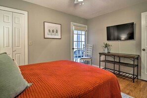 Apartment (3 Bedrooms) | Interior - Pinehurst Condo ~ 2 Miles to Downtown & Resort! (Pinehurst)