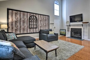 Apartment (3 Bedrooms) | Front of property