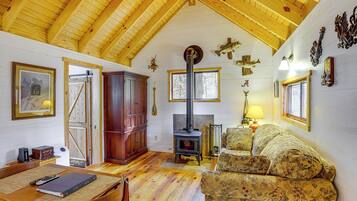 Apartment (0 Bedroom) | Front of property