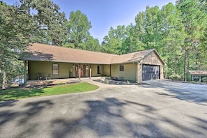House (6 Bedrooms) | Interior - Lakefront Anderson Paradise: Dock, Fire Pit! (Anderson)