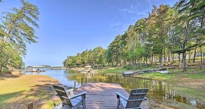 Lakefront Anderson Paradise: Dock, Fire Pit!