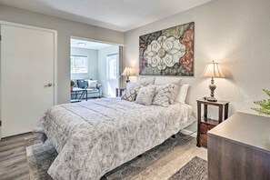 House (3 Bedrooms) | Interior - Picturesque Colorado Springs Vacation Home! (Colorado Springs)