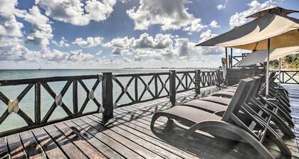 Private Balcony w/ Views: Oceanfront Cancun Condo!
