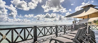 Private Balcony w/ Views: Oceanfront Cancun Condo!
