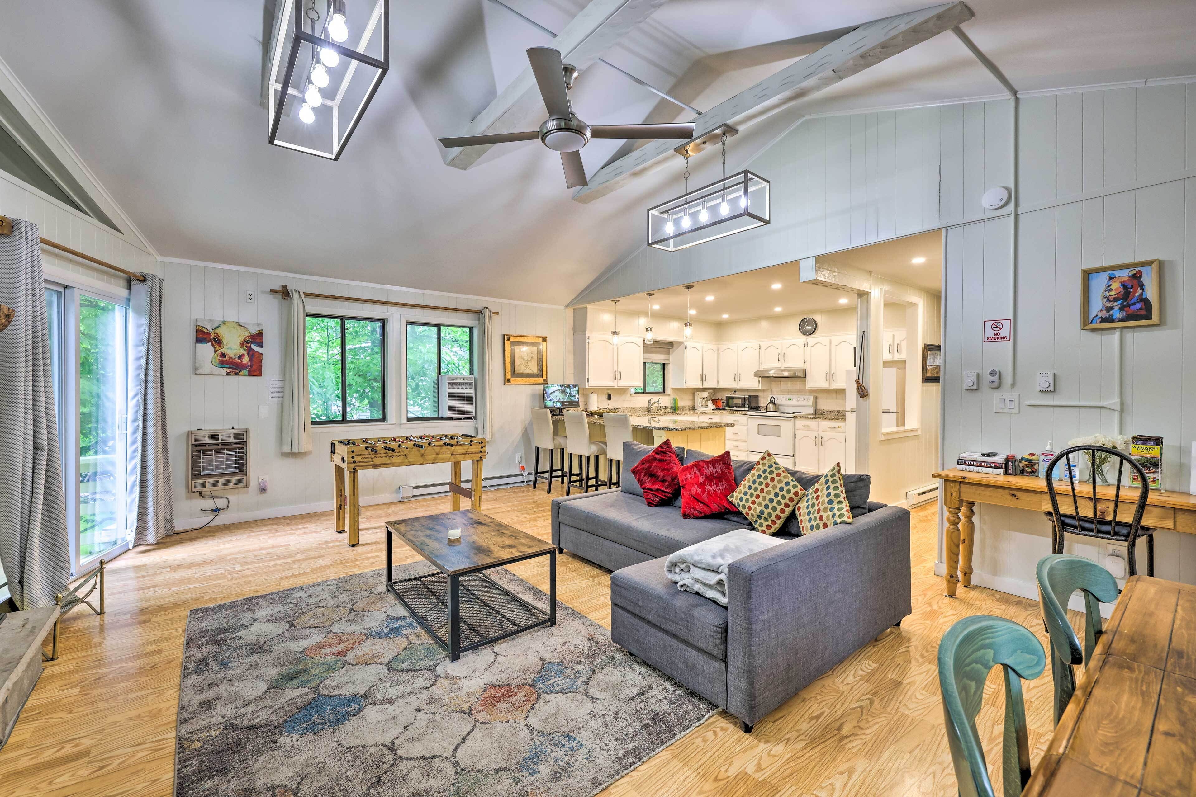 4-season Tobyhanna Home w/ Game Room & Balcony!