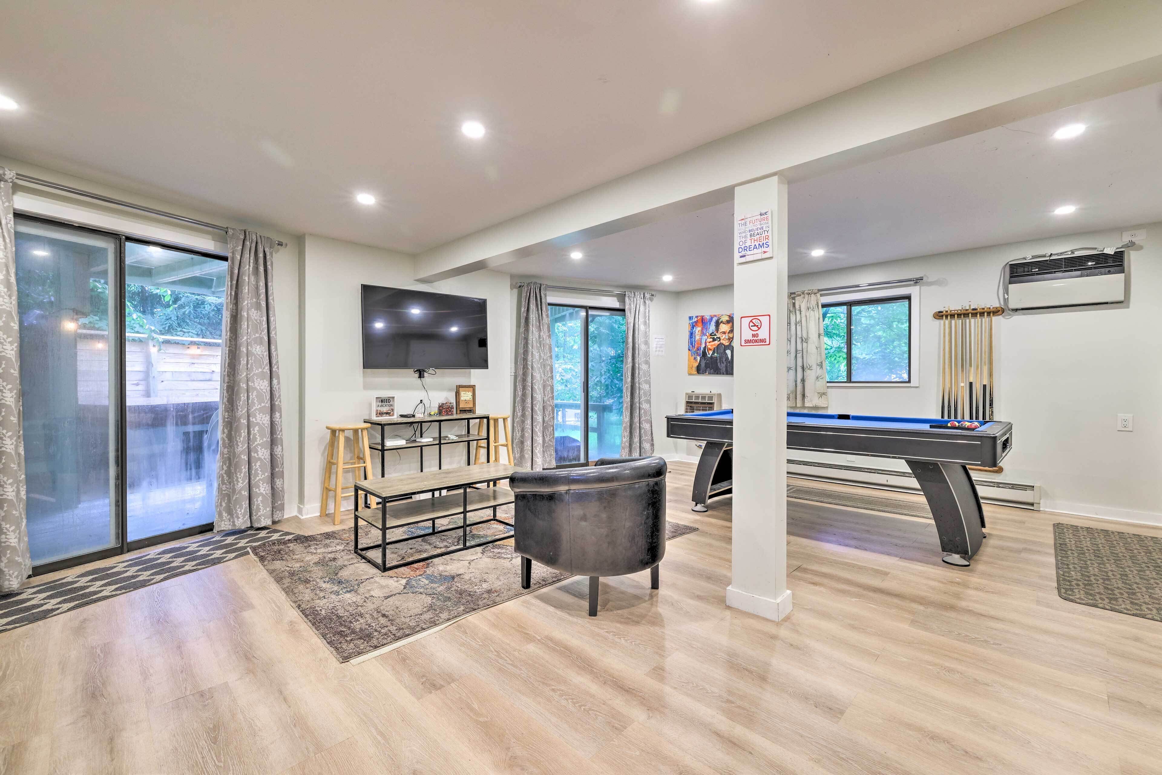 4-season Tobyhanna Home w/ Game Room & Balcony!