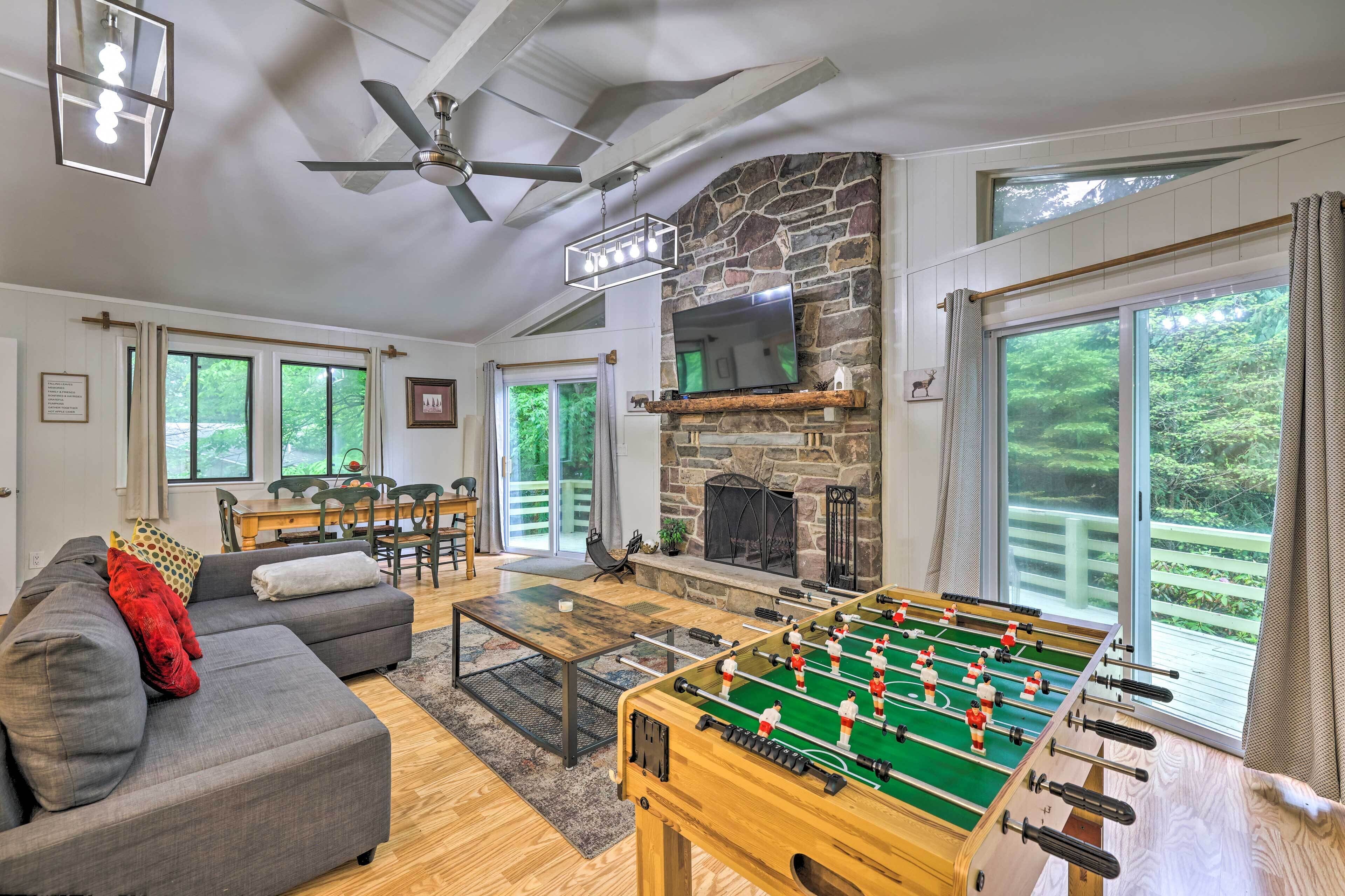 4-season Tobyhanna Home w/ Game Room & Balcony!
