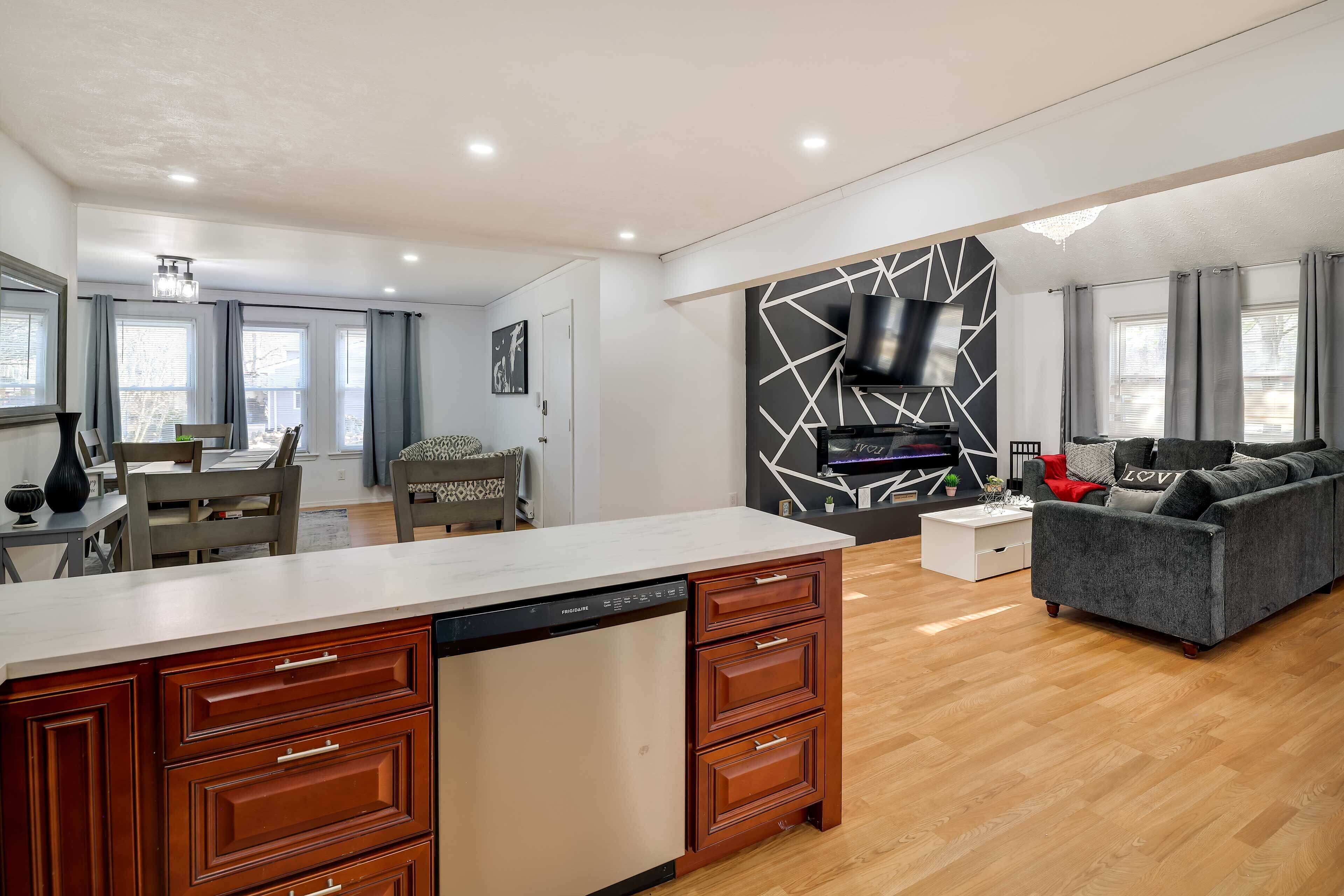 House (4 Bedrooms) | Interior
