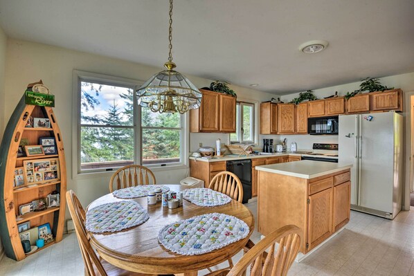 Cottage (2 Bedrooms) | Interior