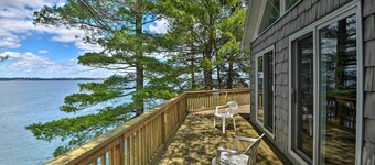 Waterfront Hammond Home w/ Grill + Boat Dock!