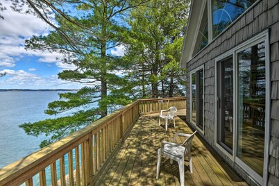 Waterfront Hammond Home w/ Grill + Boat Dock!