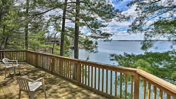 Cottage (2 Bedrooms) | Interior