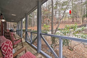 Terrace/patio - Pigeon Forge Cabin w/ Hot Tub, 12 Mi to Dollywood! (Sevierville)