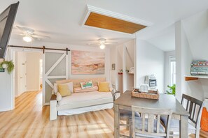 Apartment (1 Bedroom) | Interior